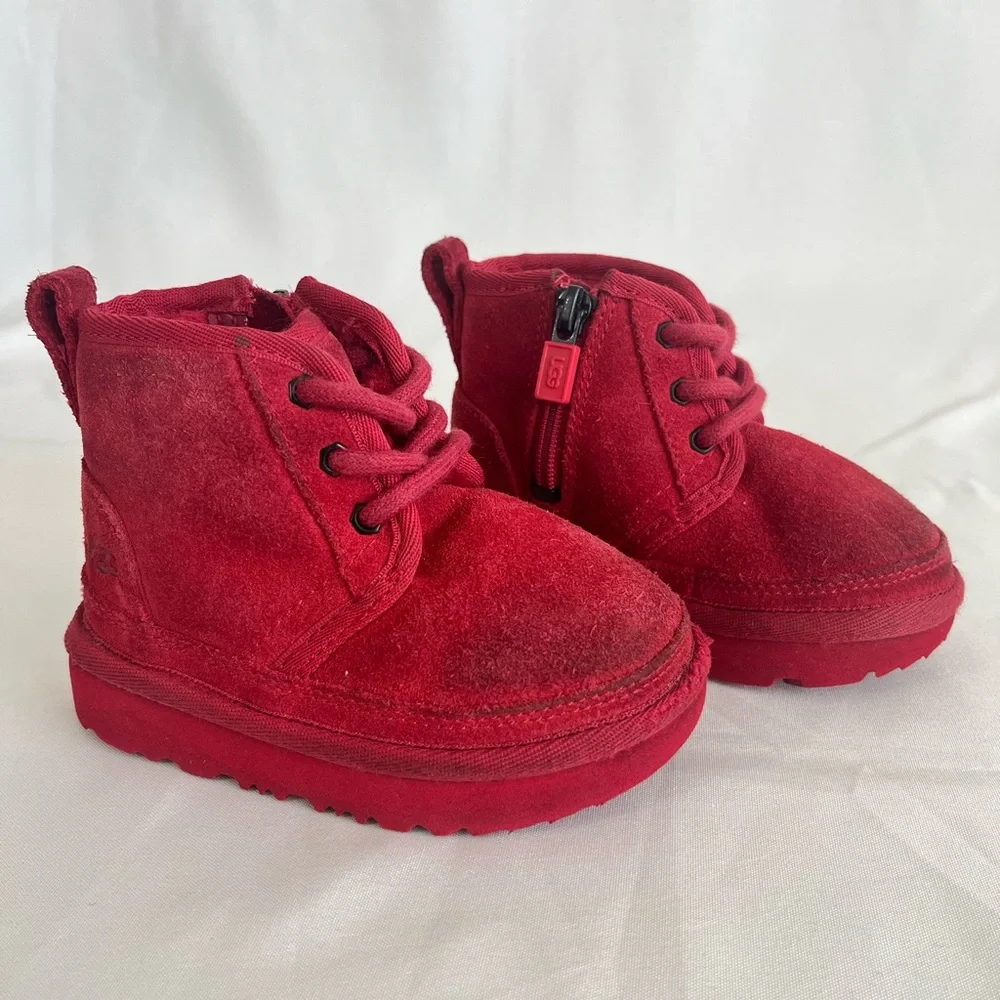 UGG Neumel Red Suede Chukka Boots Toddler 6 Unisex 1017320T